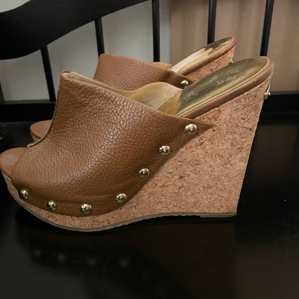 Michael Kors Belinda Mule Mocha
Leather Studded Wedge Heels.